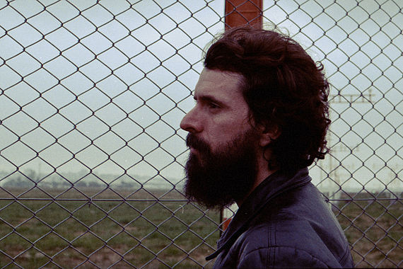 filmstill of ELES VIERAM E ROUBARAM SUA ALMA (THEY CAME AND STOLE HIS SOUL)