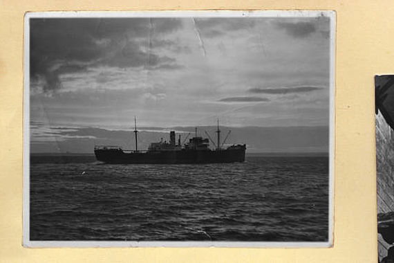 filmstill of Ob sich die Sehnsucht vererbt