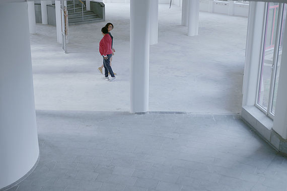 filmstill of Prologue: Squat/Anti-Squat 