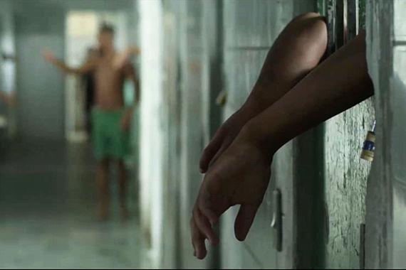 filmstill of PASSARO PRETO