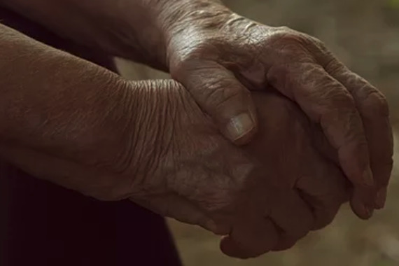 filmstill of Cien años más viejo