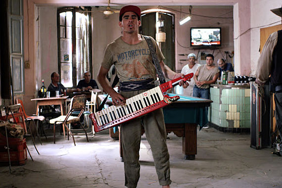filmstill of Centauro