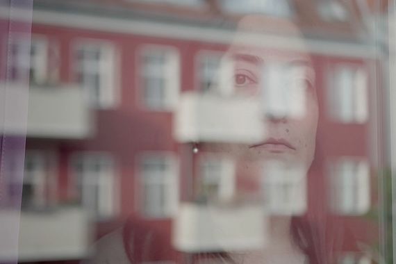 filmstill of Confined