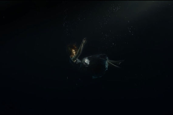 filmstill of Curiouser