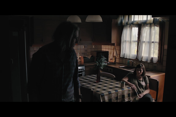 filmstill of Πριν λαλήσει ο Πετεινός