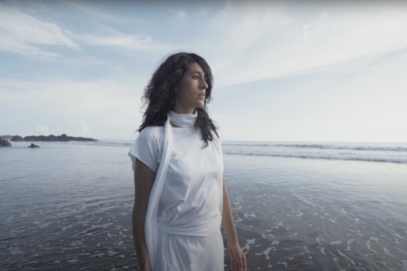 filmstill of Aeon Oz