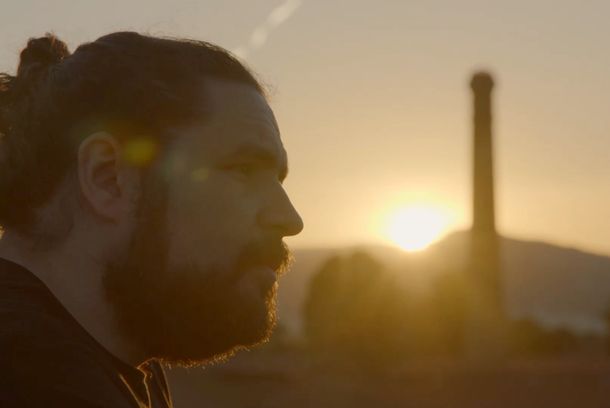 still / picture for UNA ESTRELLA FUGAZ