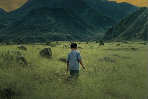 still / picture for Una Estrella Sobre Volcán