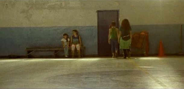 still / picture for ¿quién se metió con Mayra? 