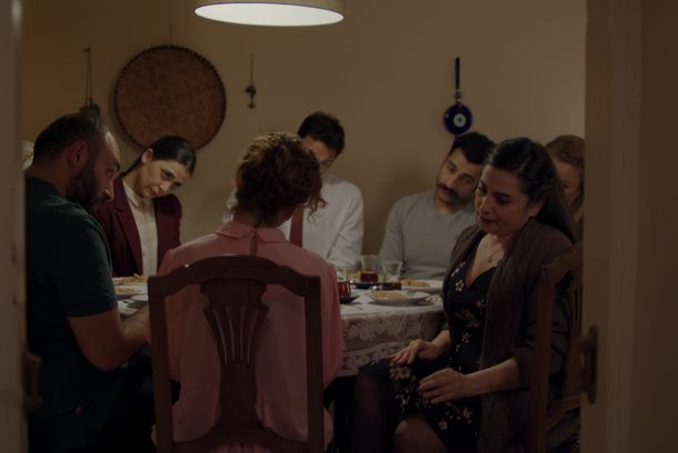 still / picture for Sana İnanmıyorum Ama Yerçekimi Var