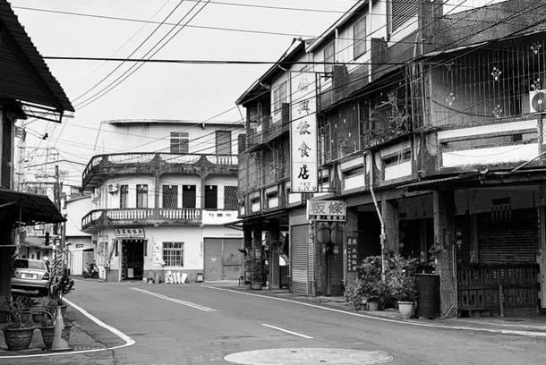 still / picture for 小雁與吳愛麗