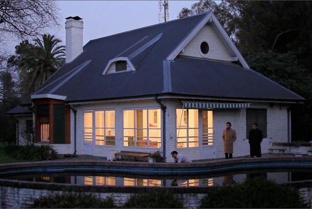 still / picture for The inviolability of the domicile is based on the man who appears wielding an ax at the door of his house