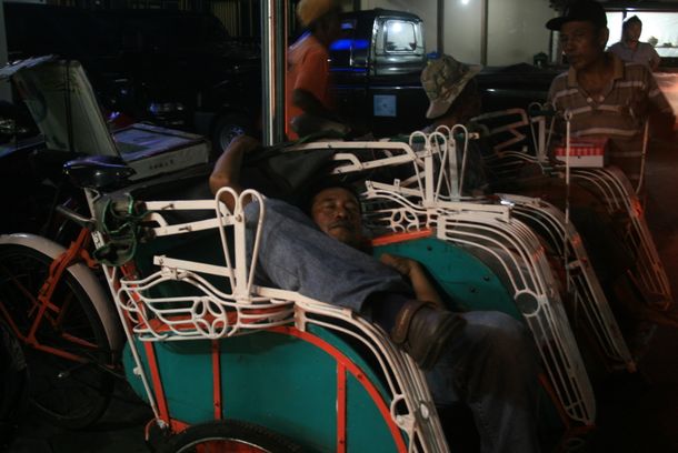 still / picture for HARRY VAN YOGYA