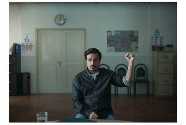 still / picture for آيه هاي زميني