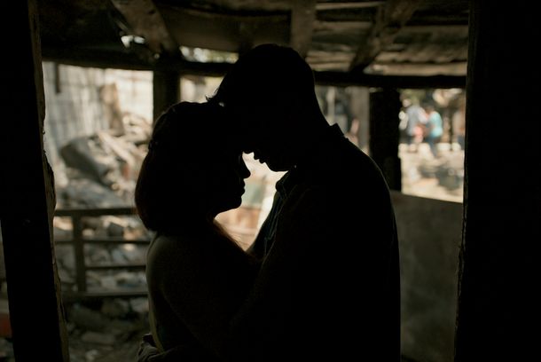 still / picture for LA PALOMA Y EL LOBO