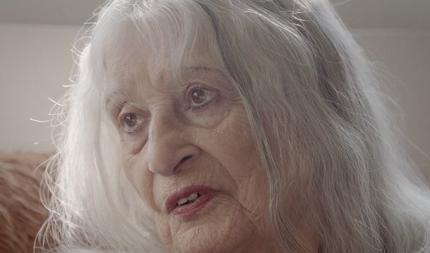 still / picture for De ce mă cheamă Nora când cerul meu e senin 