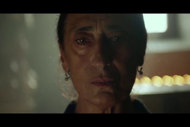 still / picture for Ape Regina