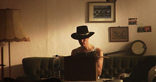 still / picture for FREMDKOERPER