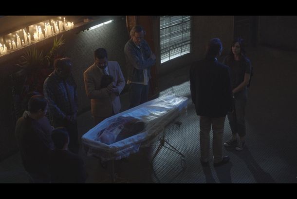 still / picture for Anjo Loiro com Sangue no Cabelo