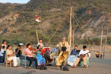 still / picture for Tocando tierra