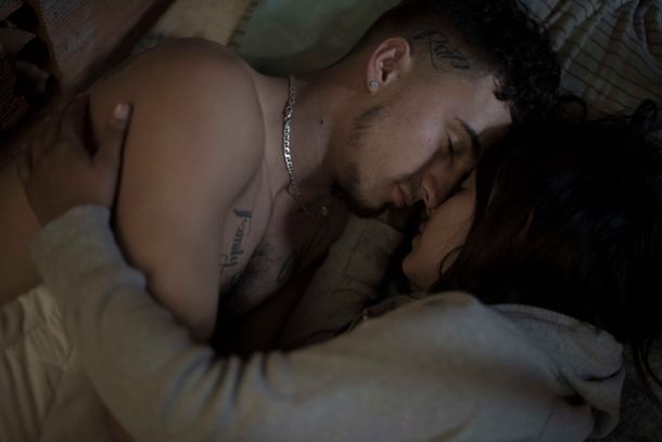 still / picture for La noche resplandece