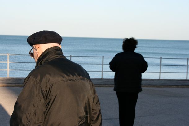 still / picture for VALENTINA POSTIKA IN ATTESA DI PARTIRE