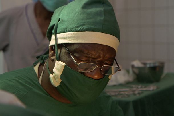 still / picture for Congo, un médecin pour sauver les femmes