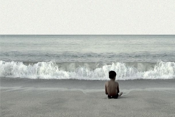 still / picture for El niño y el mar