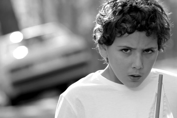 still / picture for MATAR A UN NIÑO