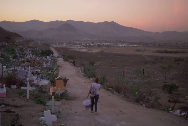 still / picture for Niña Sola