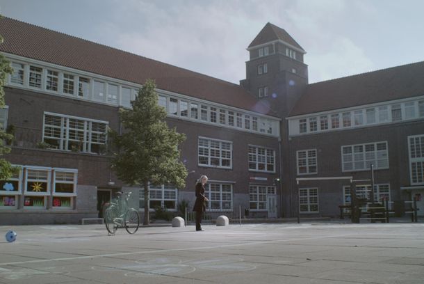 still / picture for Undertow