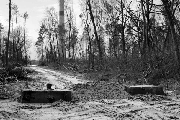 still / picture for HEIMAT IST EIN RAUM AUS ZEIT
