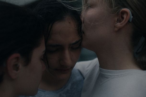 still / picture for Sestre