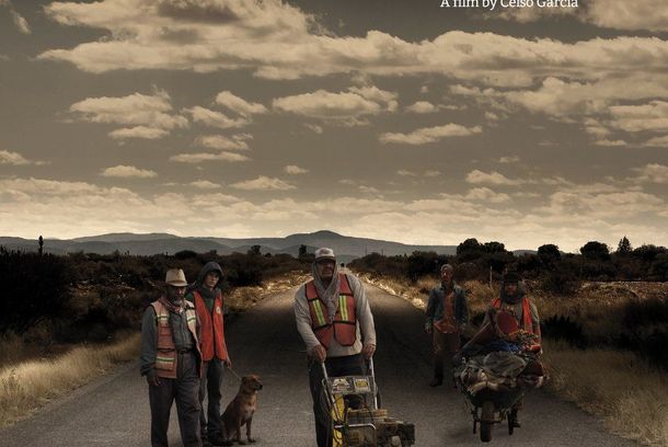 still / picture for La Delgada Linea Amarilla