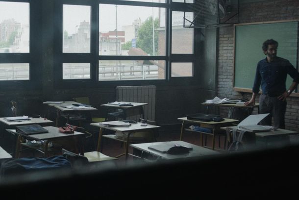 still / picture for El Suplente