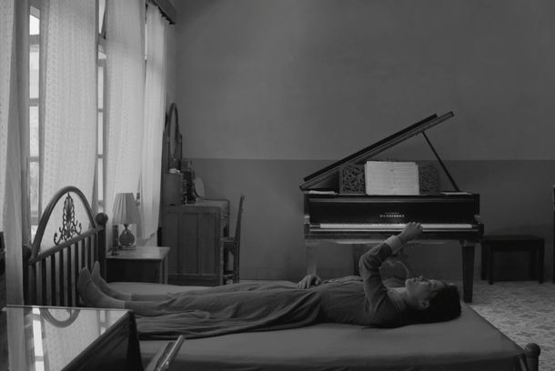 still / picture for 白天总是太过漫长
