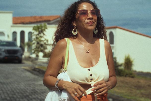 still / picture for Bye Bye Paraíso