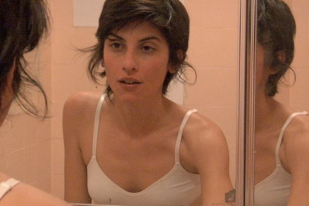 still / picture for SPARKLING LOVE (original title: Amor Caliente)