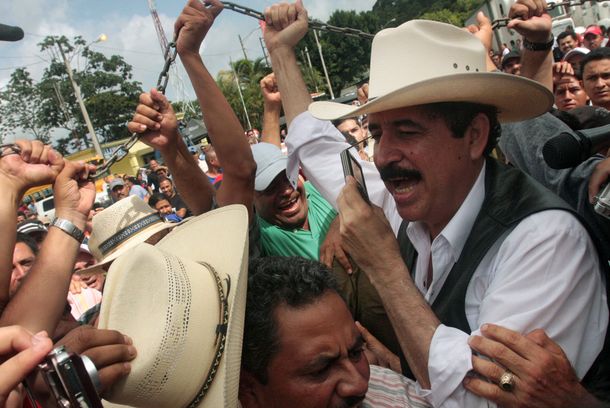 still / picture for QUIÉN DIJO MIEDO, honduras de un golpe...