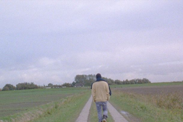 still / picture for EINE LIEBESERKLÄRUNG WIRD IM ENTSCHEIDENDEN MOMENT WUNDER WIRKEN