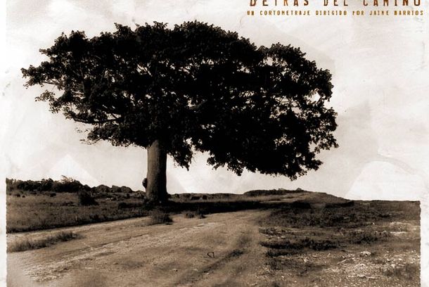 still / picture for Detrás del camino