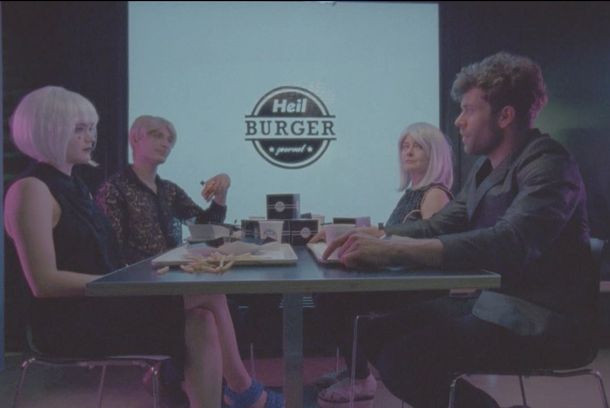 still / picture for ICH ZÜND DIR NEN MERCEDES AN