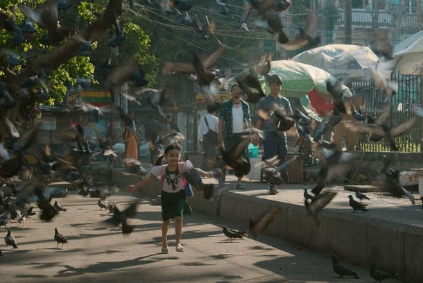 still / picture for ခြေလေးချောင်း