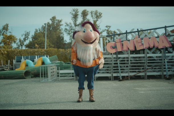 still / picture for Son Altesse Protocole