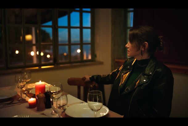 still / picture for Tem Gente Que Fica