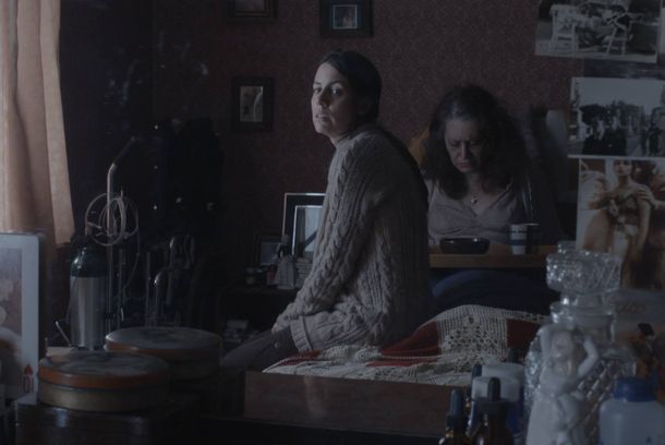 still / picture for La sombra de ella