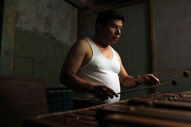 still / picture for Las Marimbas del Infierno