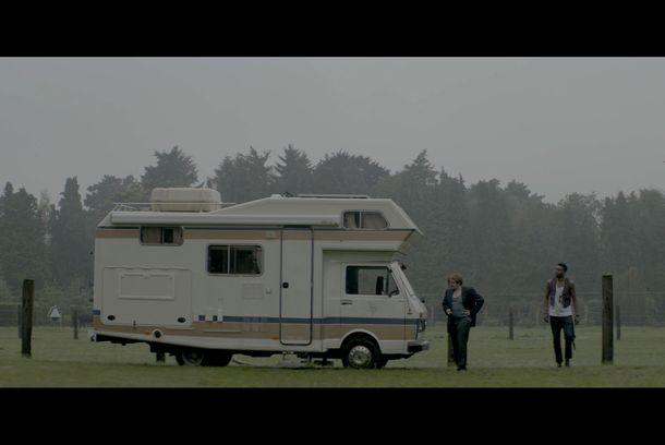 still / picture for ALLER - RETOUR