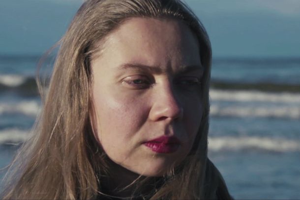 still / picture for Fille de la mer Baltique