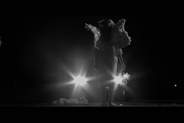 still / picture for ADENTRO